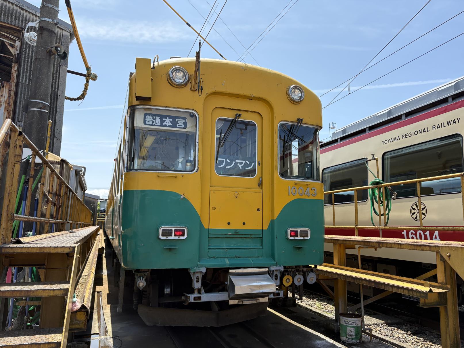 名前の由来は色から！皆に親しまれている「かぼちゃ電車」-0