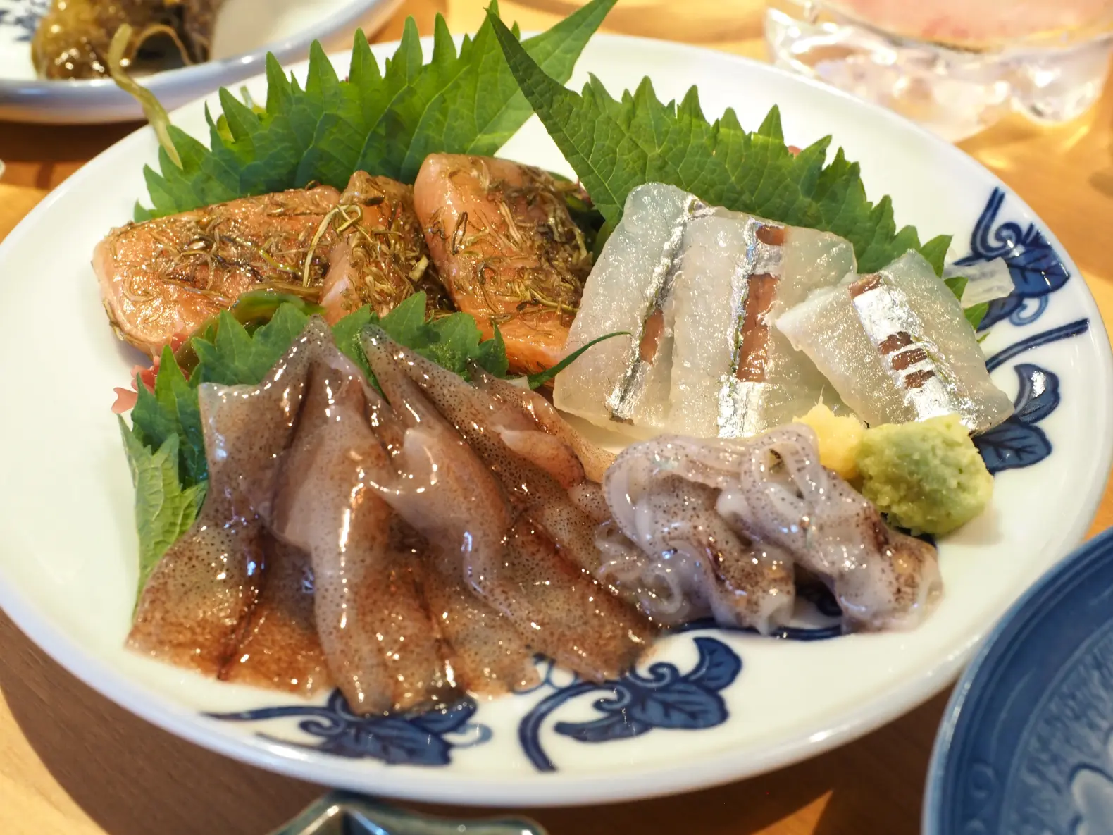 昼飲みも楽しめる地元で愛されし富山の酒場5選-1