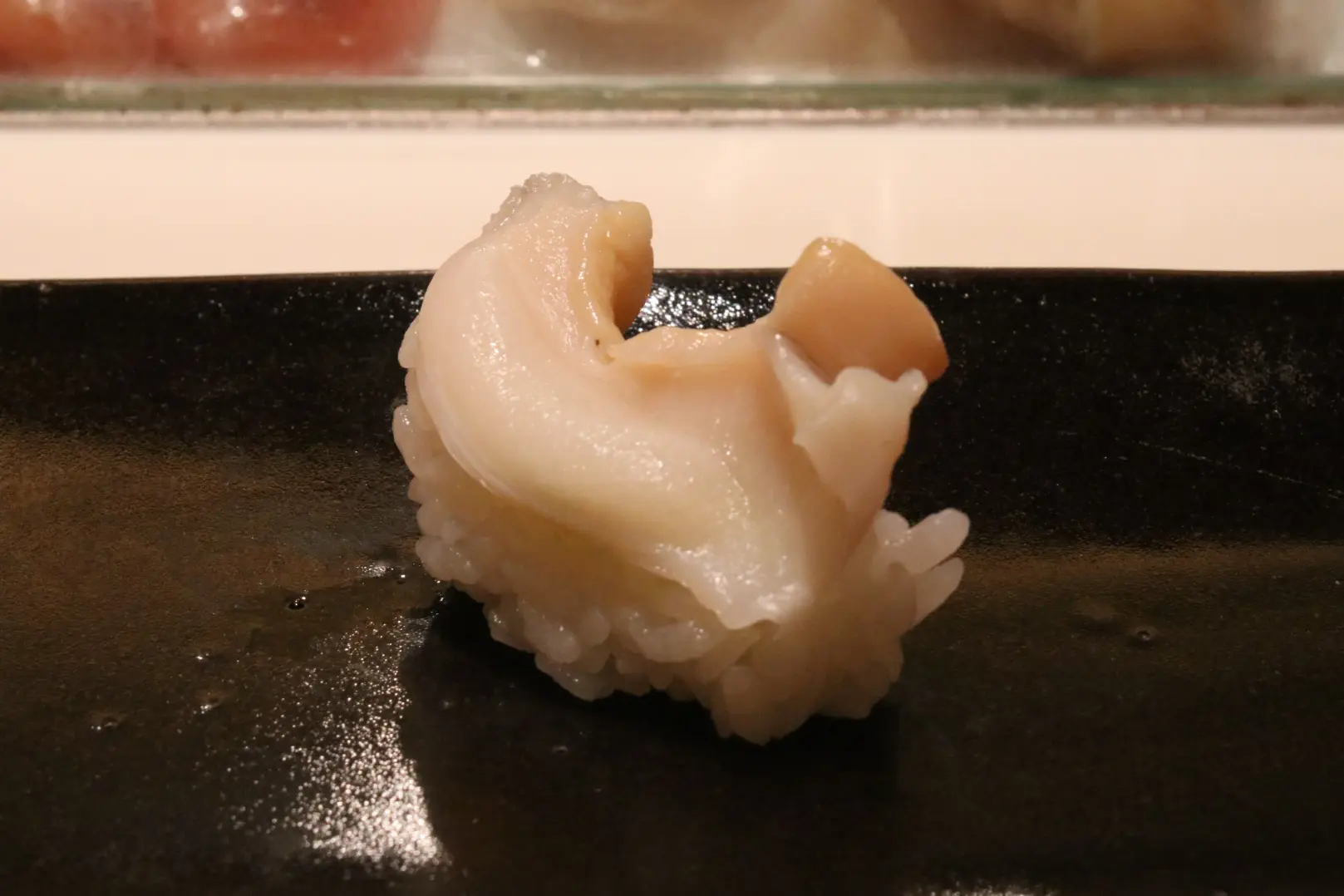 富山城の近くにある人気店「美乃鮨」でいただく富山湾鮨！-2