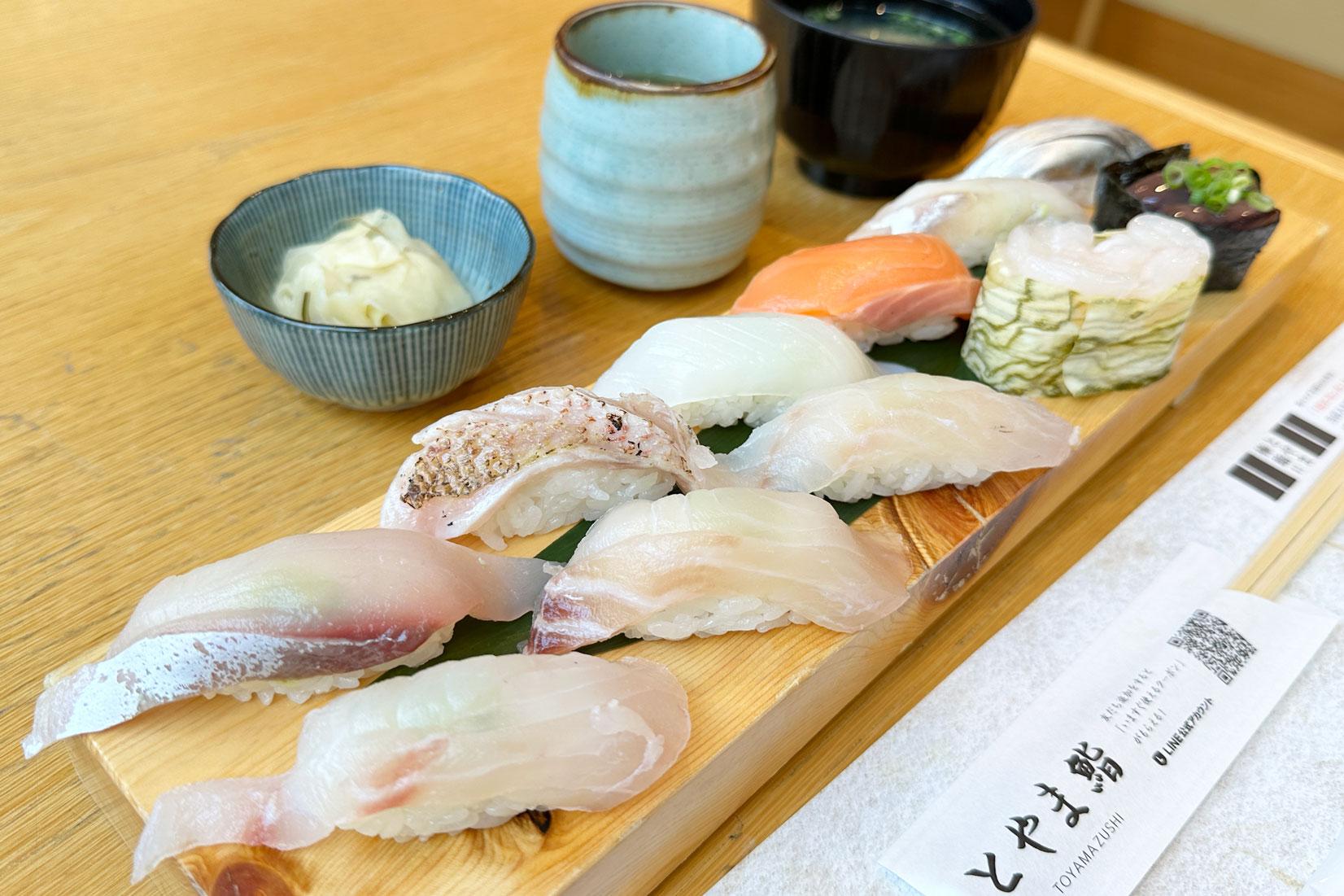 【体験レポ】炙庵とやま鮨で「富山湾鮨」を食べてきた！