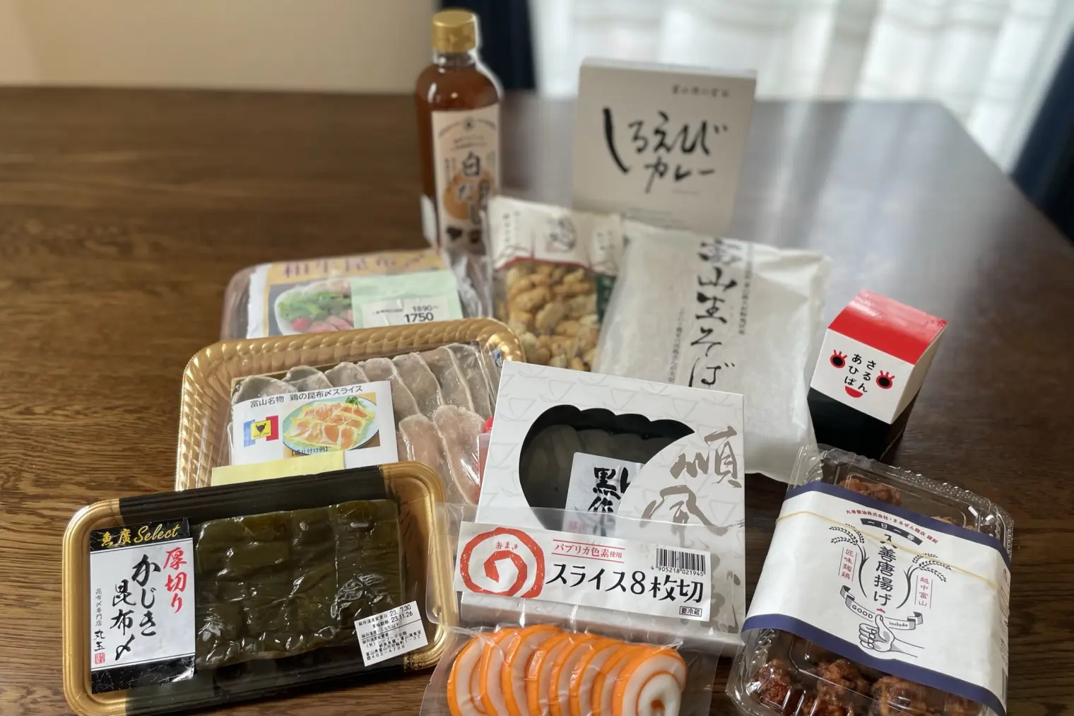富山駅前の「MAROOT（マルート）」内のスーパーで買えるお土産11選！-1