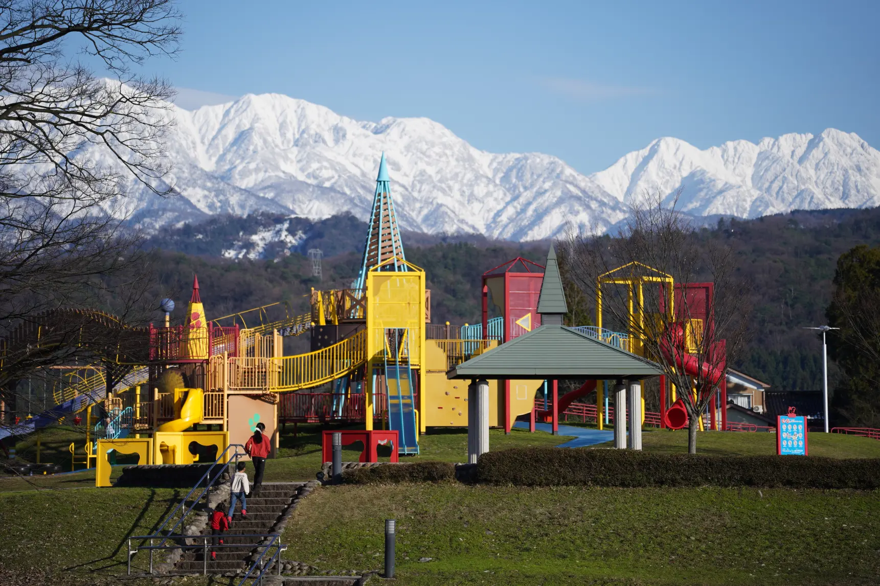 【大型遊具が充実】富山県「立山町総合公園」で子供たちと思いっきり遊ぼう！-1