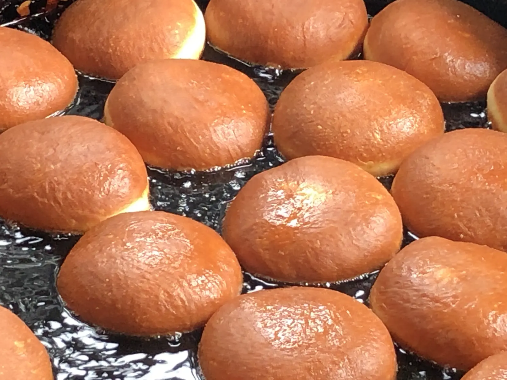【五箇山】羽馬製菓「あんドーナツ」観光客も地元民も愛してやまない甘～い名物！