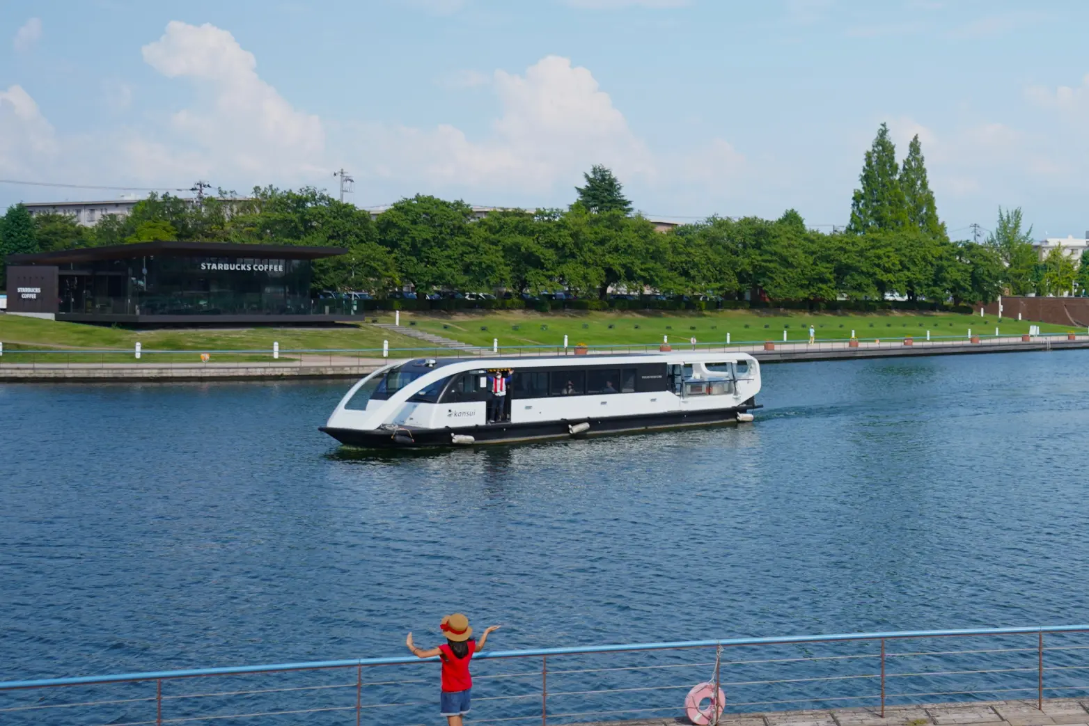 富山駅より徒歩10分「富岩運河環水公園」の魅力に迫る！-1