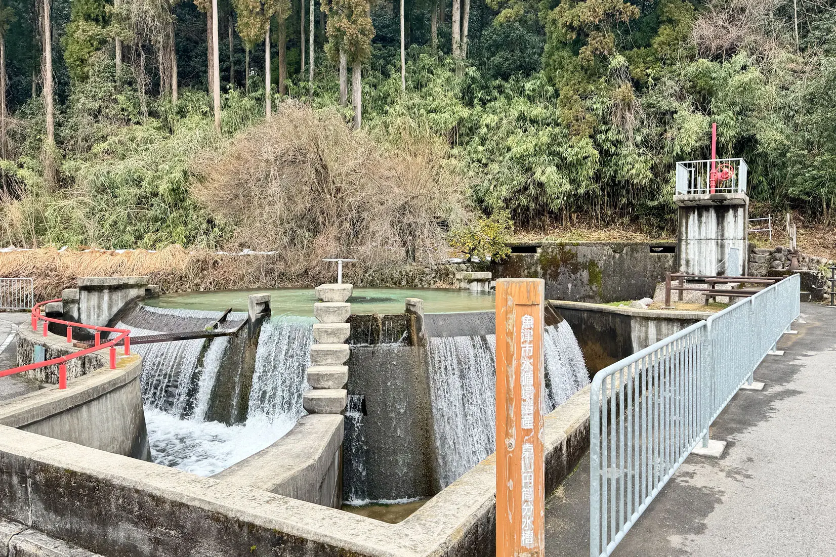 国の有形文化財に登録された「東山円筒分水槽」に行ってきた！-1
