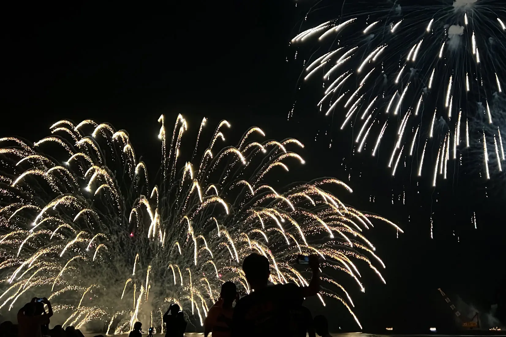 「くろべ生地浜海上花火大会」行ってきた！「生地えびす祭り」も同時開催！-1