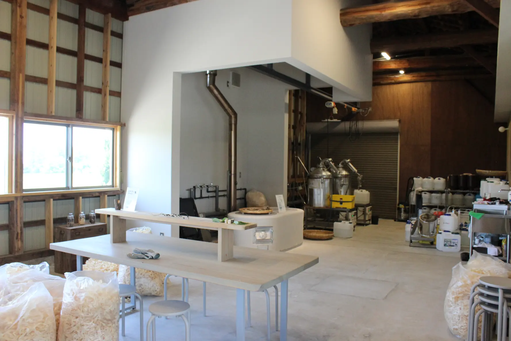 富山の香りをお土産に！精油の工房＆直営店「アロマセレクト」（上市町）-1
