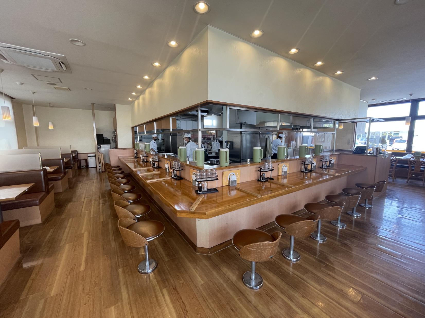 富山県民のソウルフード！「かれー屋伊東」の元祖「富山カレー」-1