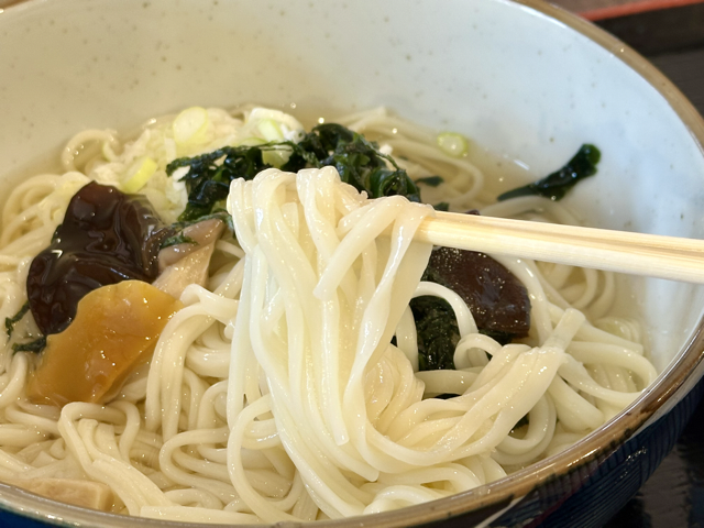 食のテーマパーク・道の駅ひみ番屋街で食い倒れ！-4