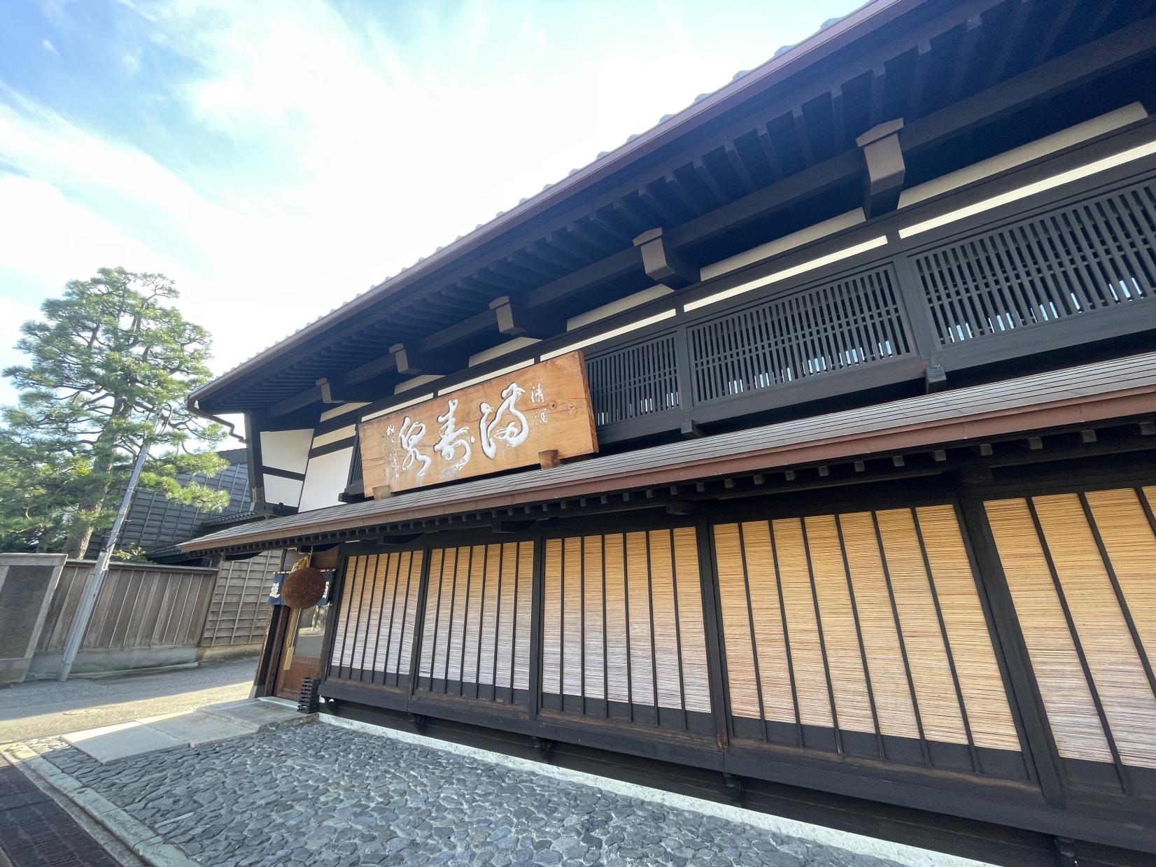 約100種類の日本酒をセルフ試飲！「沙石」で夢のようなひとときを（富山市岩瀬）-2