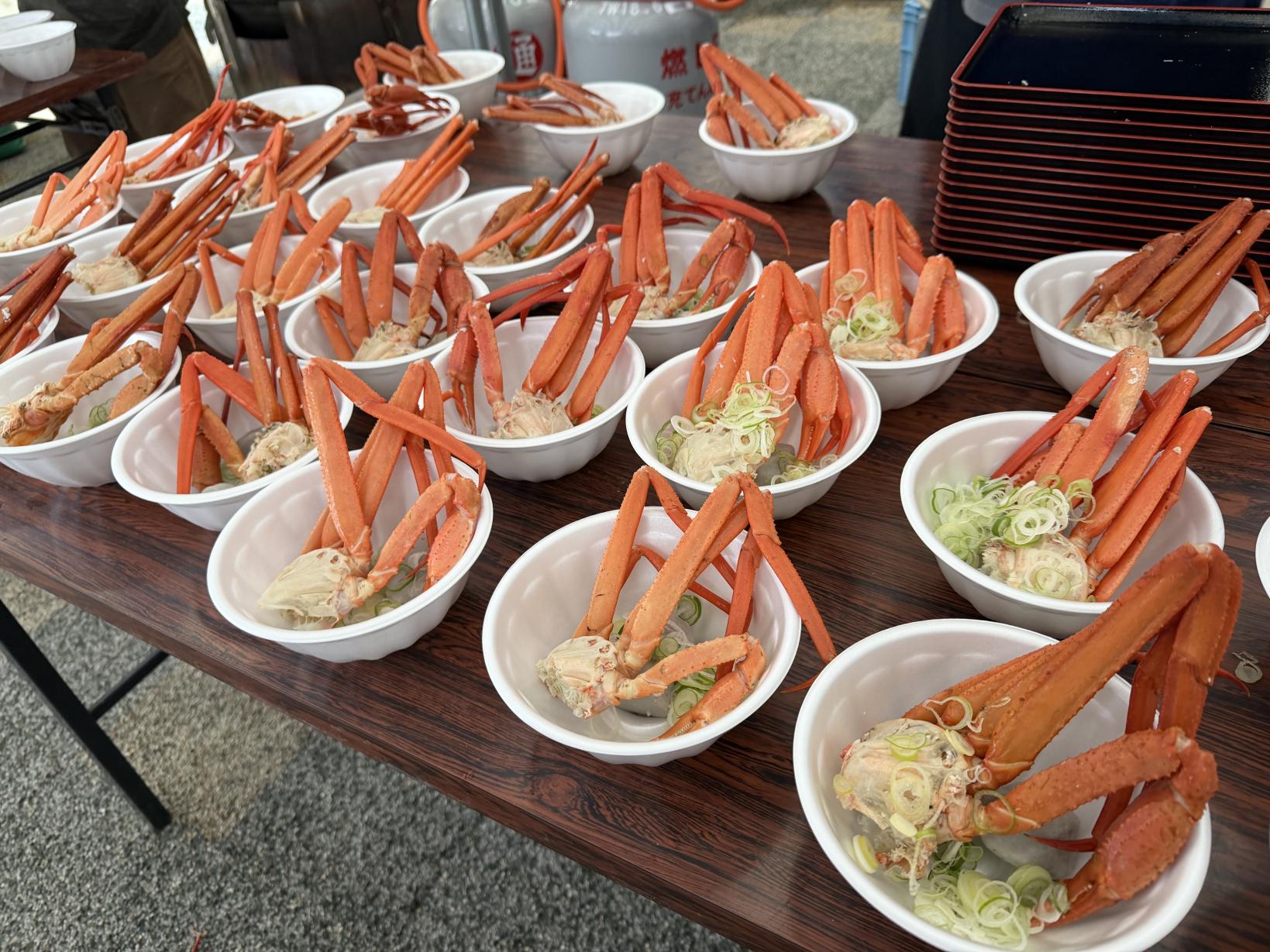 【後日談】雨中の熱戦を制す！「ひみ食彩まつり」1万人が体感した氷見の食の情熱とプロの知恵-4