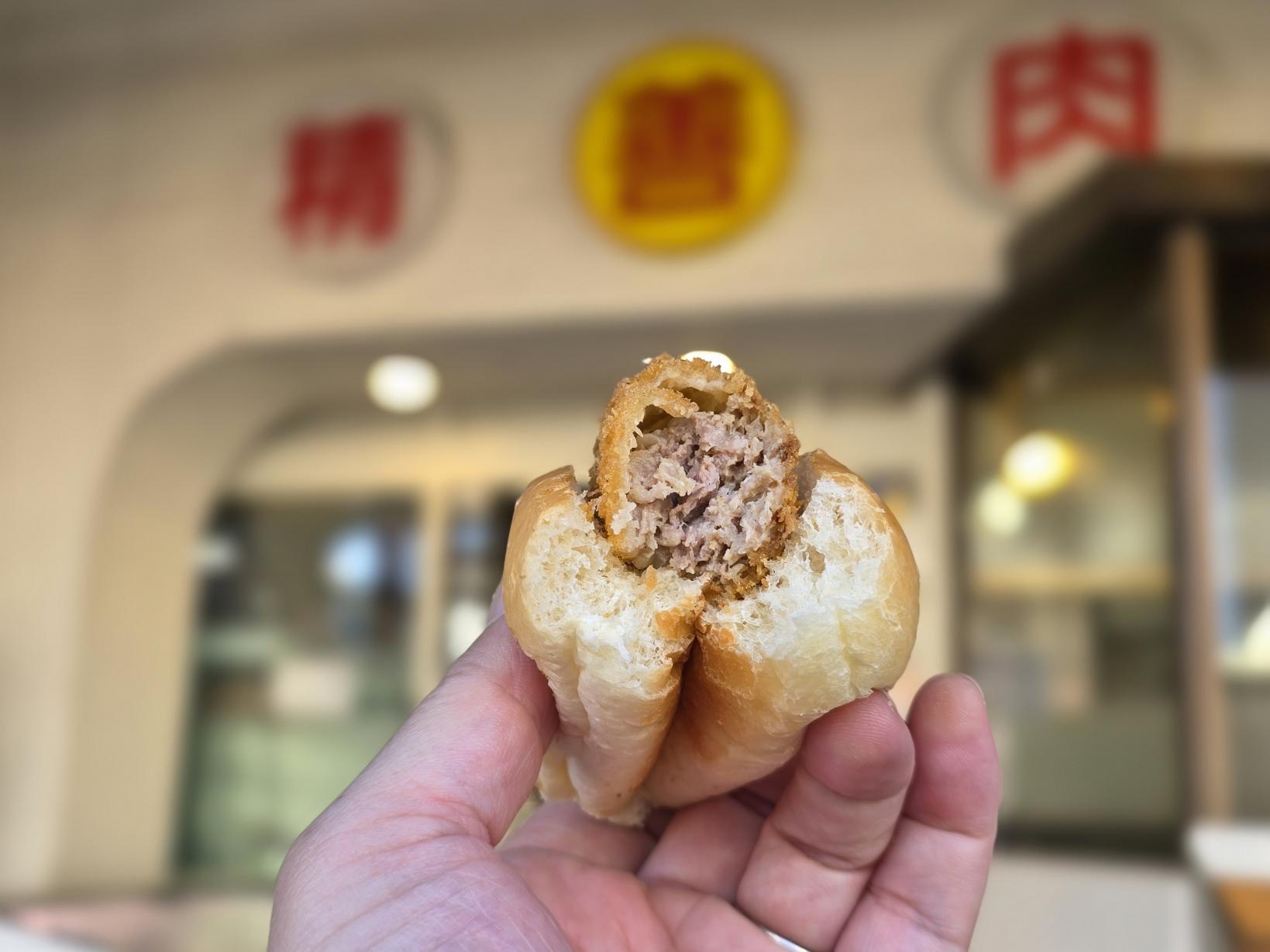 まるぜん精肉さんで『まんが道』のあのパンを再現してもらいました