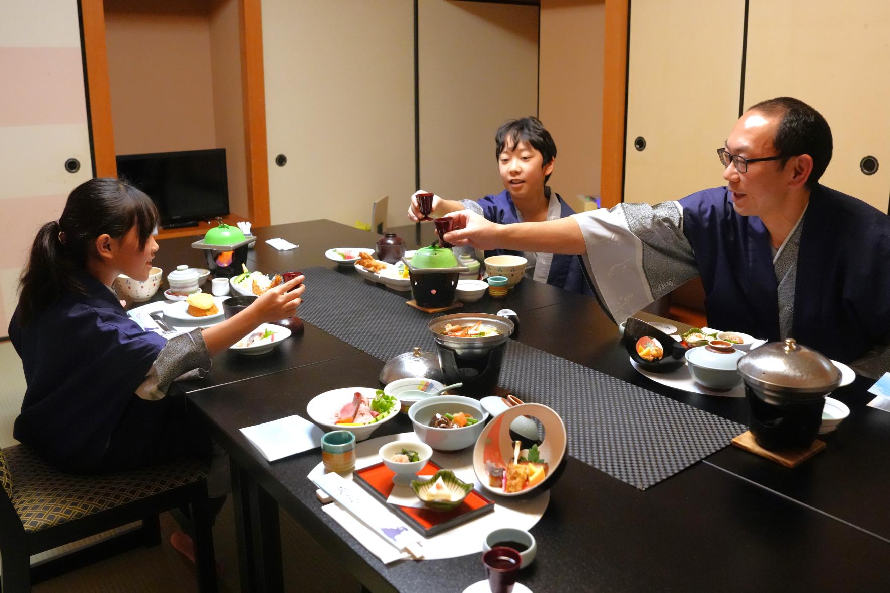 【宿泊レポ】ファミリーにもオススメ！「雨晴温泉 磯はなび」にて富山県の絶景温泉宿を紹介！