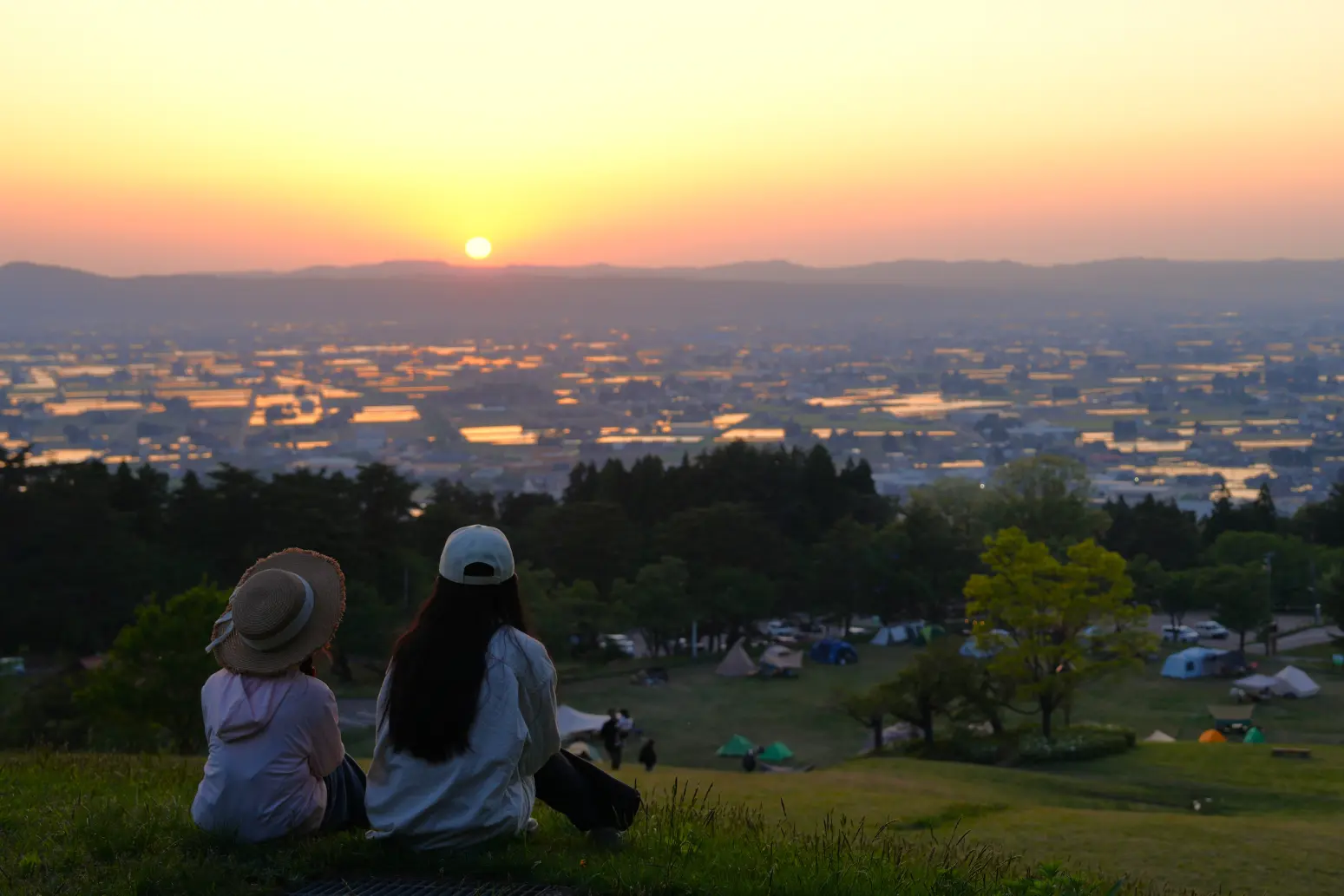 散居村の夕日が美しいおすすめドライブコース3選【閑乗寺公園・散居村展望広場・舟見城址】-1