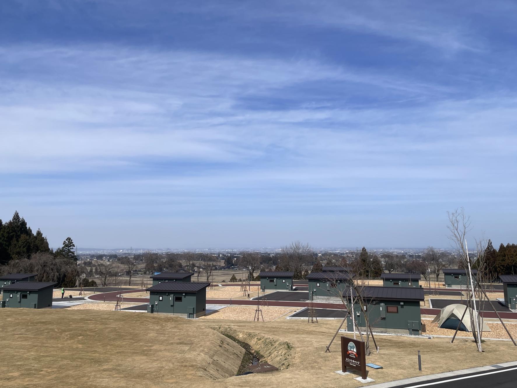 「モンベル立山ベースキャンプ」の新提案！設備付きの「ユニットキャンプサイト」体験レポート-1