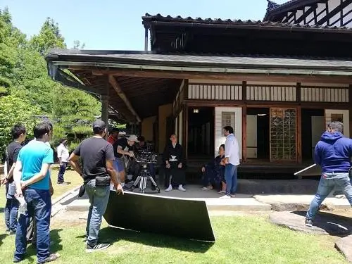 富山県でインド映画『ＳＵＭＯ』が撮影されました！-1