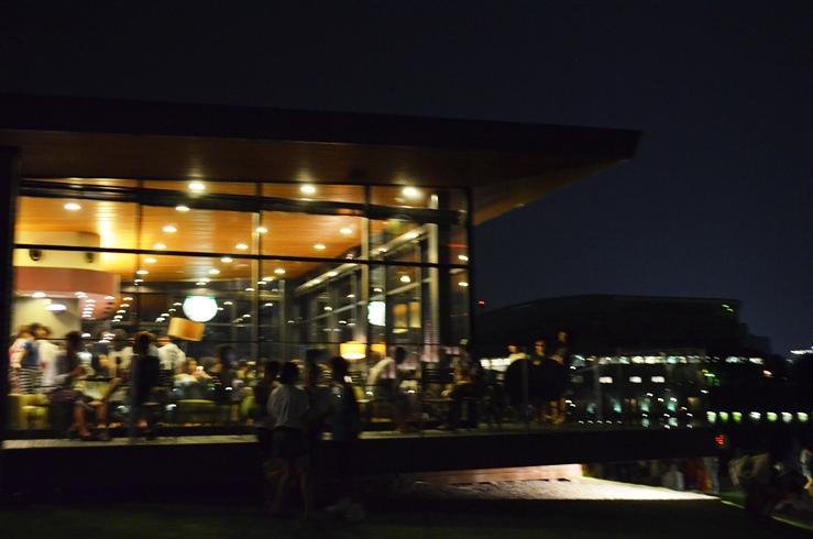 世界一美しいスターバックス＠環水公園-3