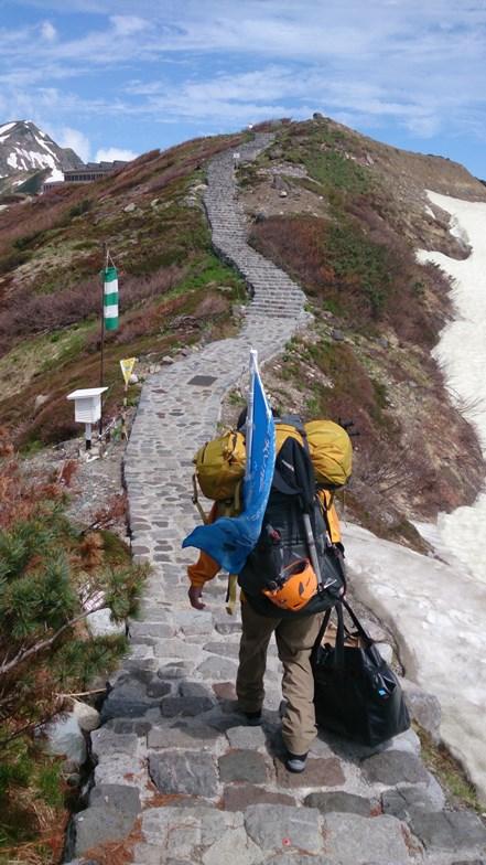 映画「春を背負って」山頂ロケ開始☆-3