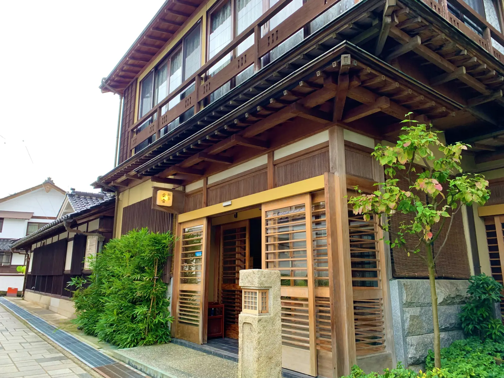 【おわら風の盆 直前特別企画】「地元老舗料理旅館で堪能するお座敷おわら(夕食付)と風の盆特別ステージ鑑賞」好評発売中！-4