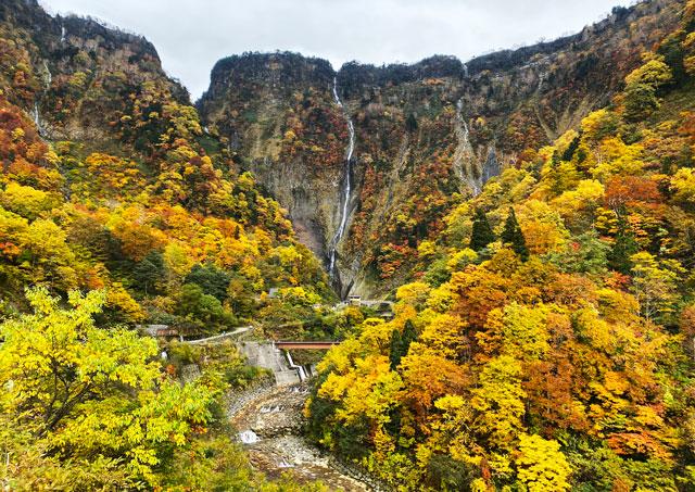 【落差日本一の称名滝】駐車場やアクセス、紅葉の景色など完全まとめ！-1