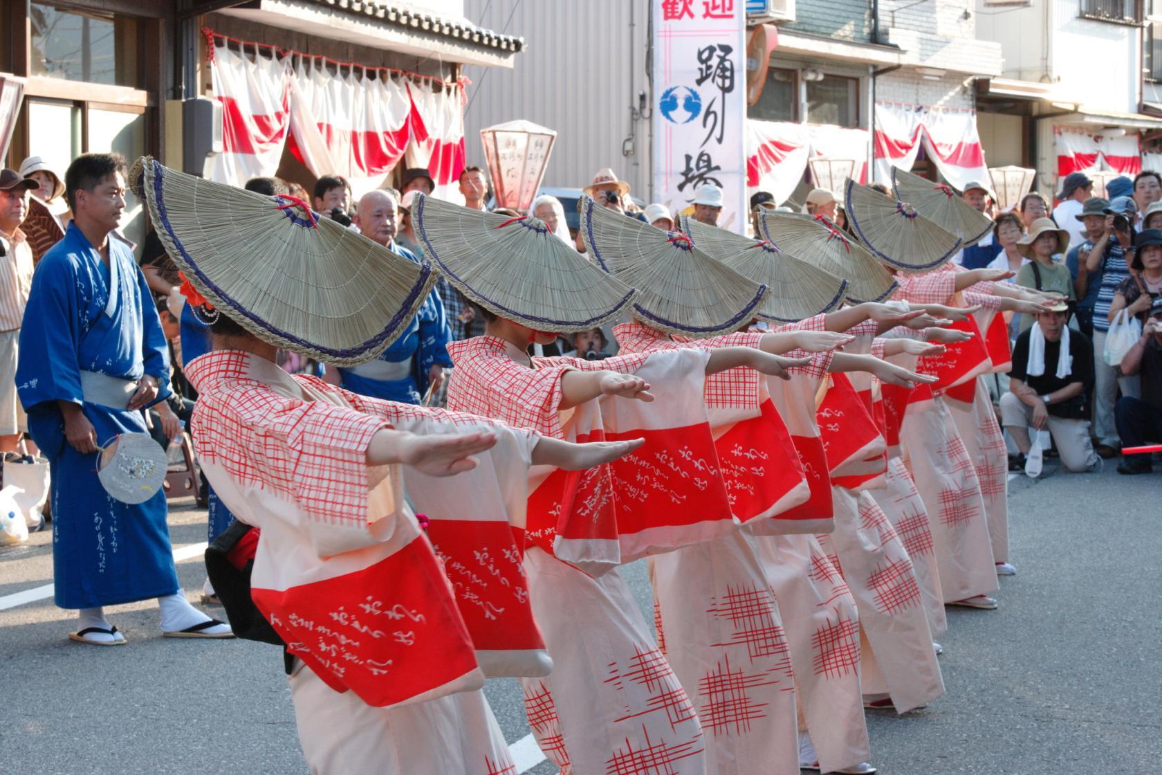 3日間続く、夏の終わりの祭事-1