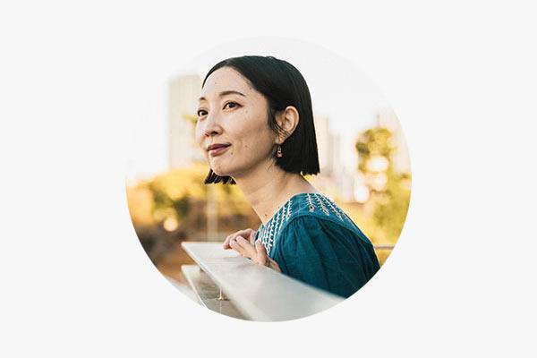 Profile　山内マリコ-1