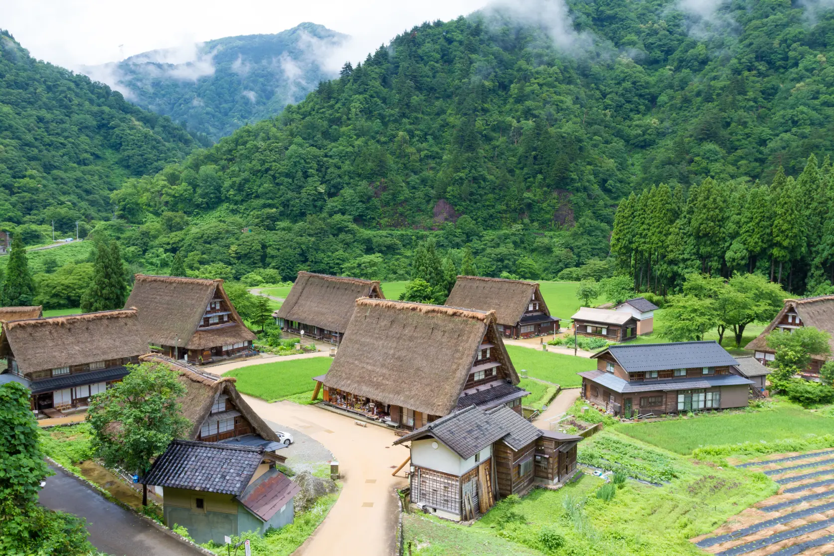 世界文化遺産　五箇山の合掌造り集落-1
