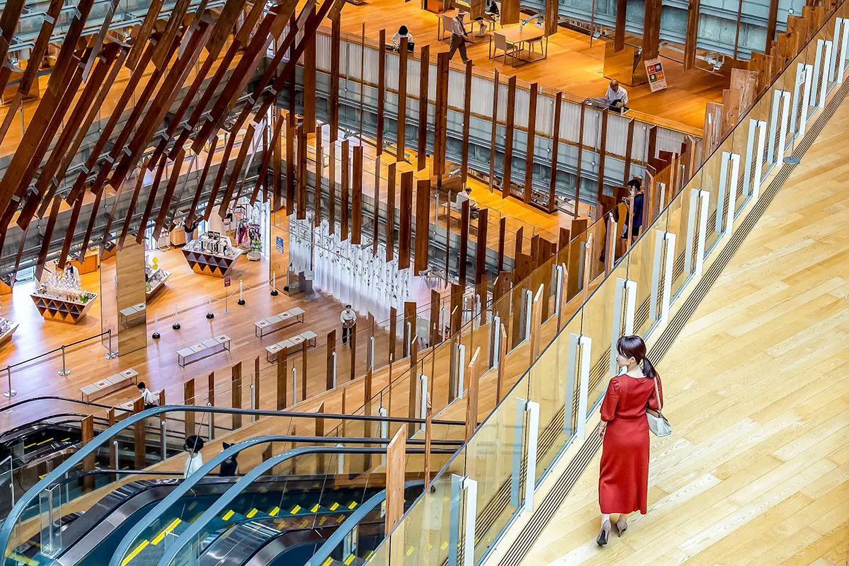 富山市ガラス美術館