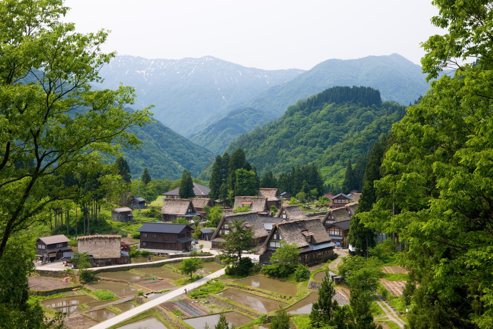 五箇山合掌造屋舍