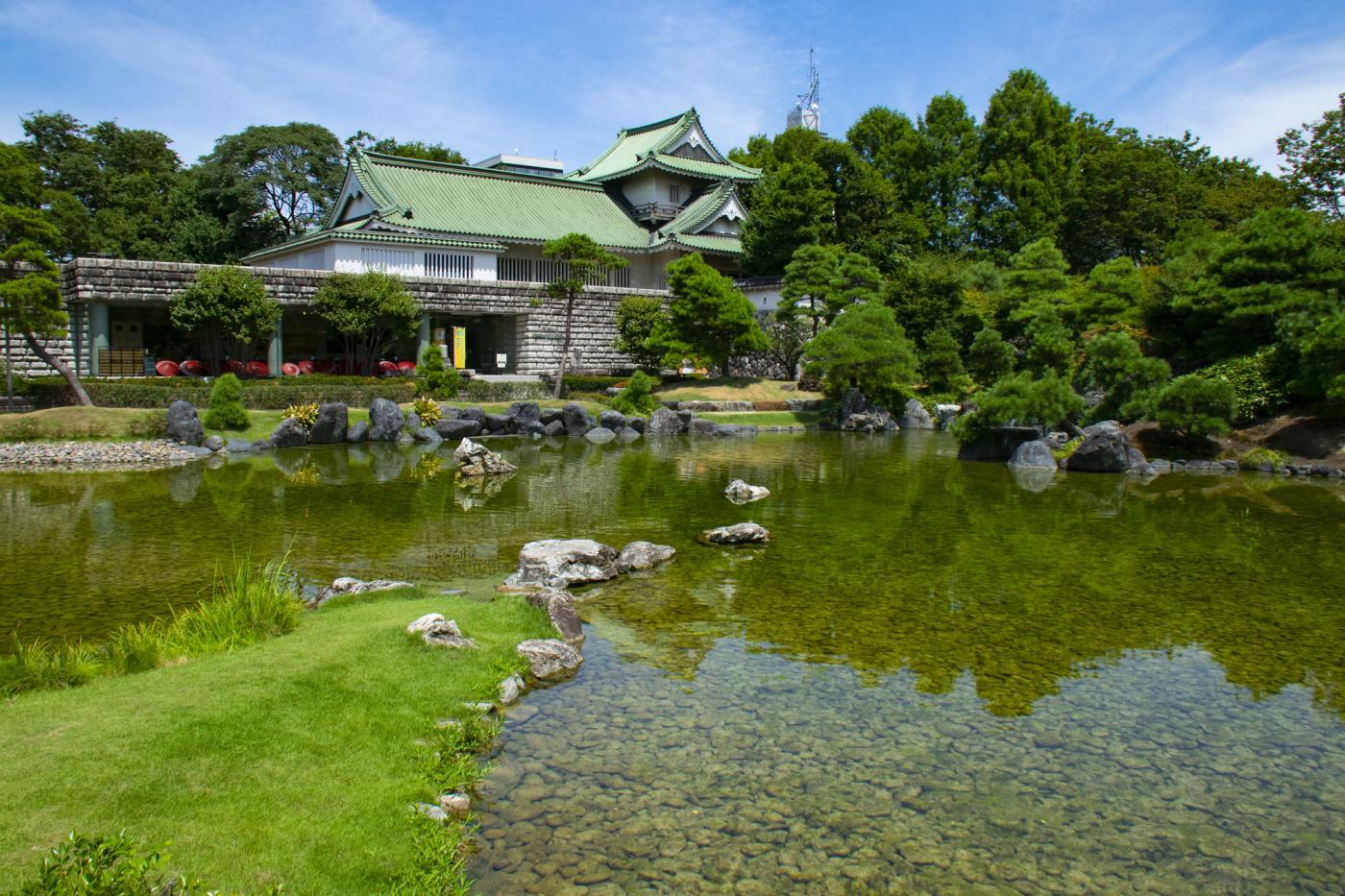 富山城址公園