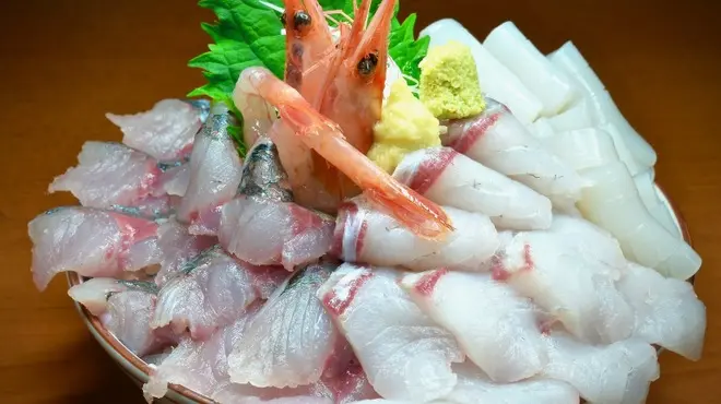 氷見漁港2F 魚市場食堂