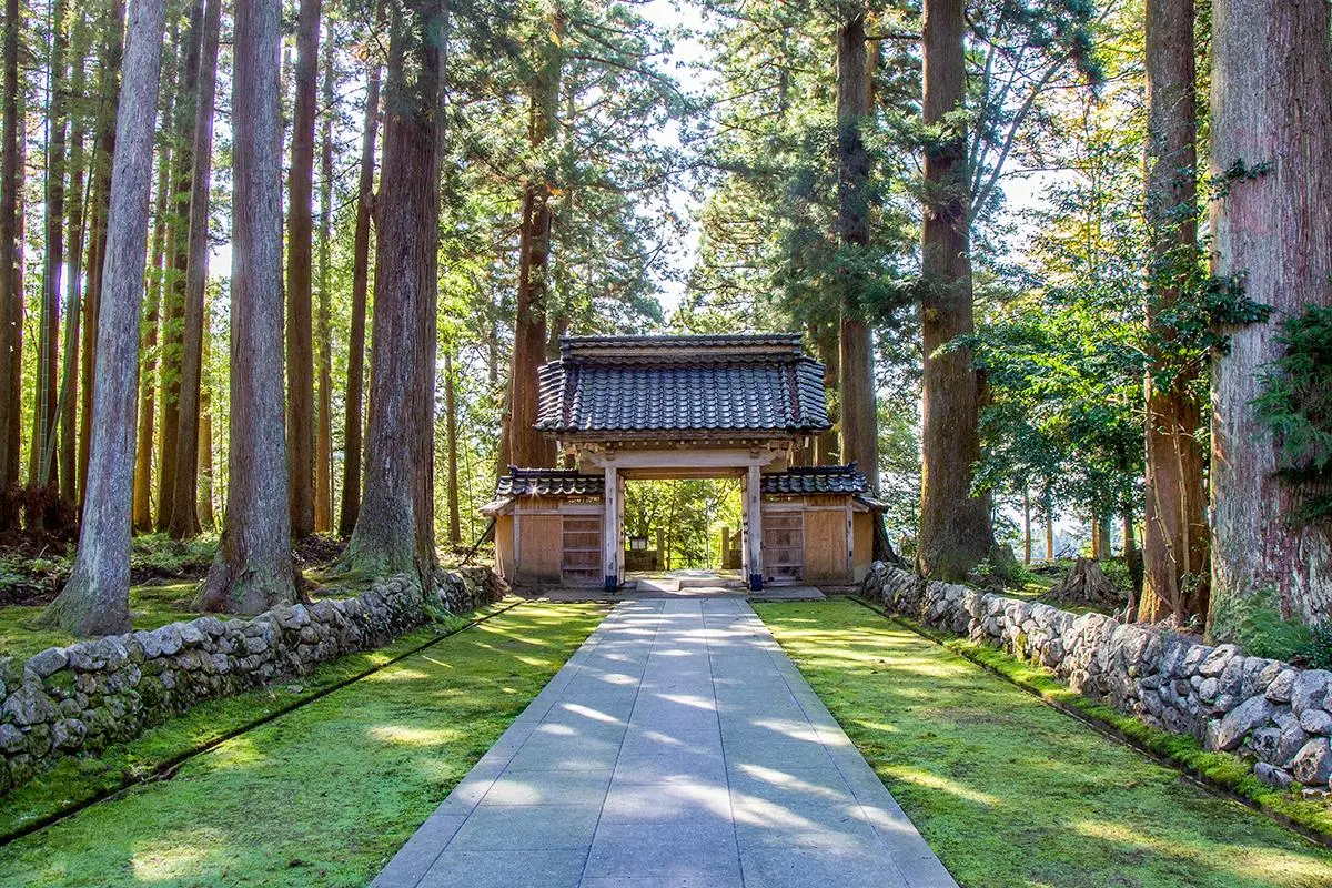 眼目山立山寺（がんもくざんりゅうせんじ）