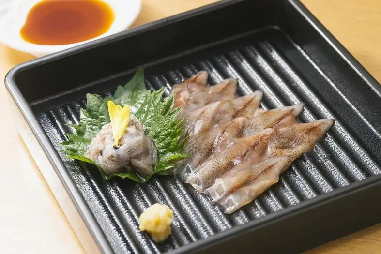 ホタルイカの刺身