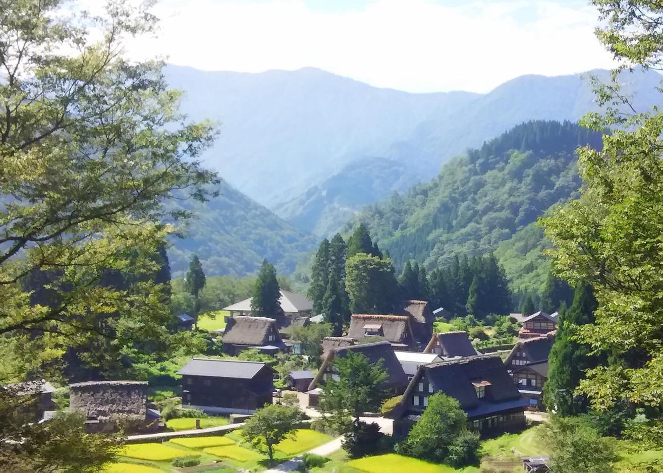 五箇山（ごかやま）の合掌造り集落