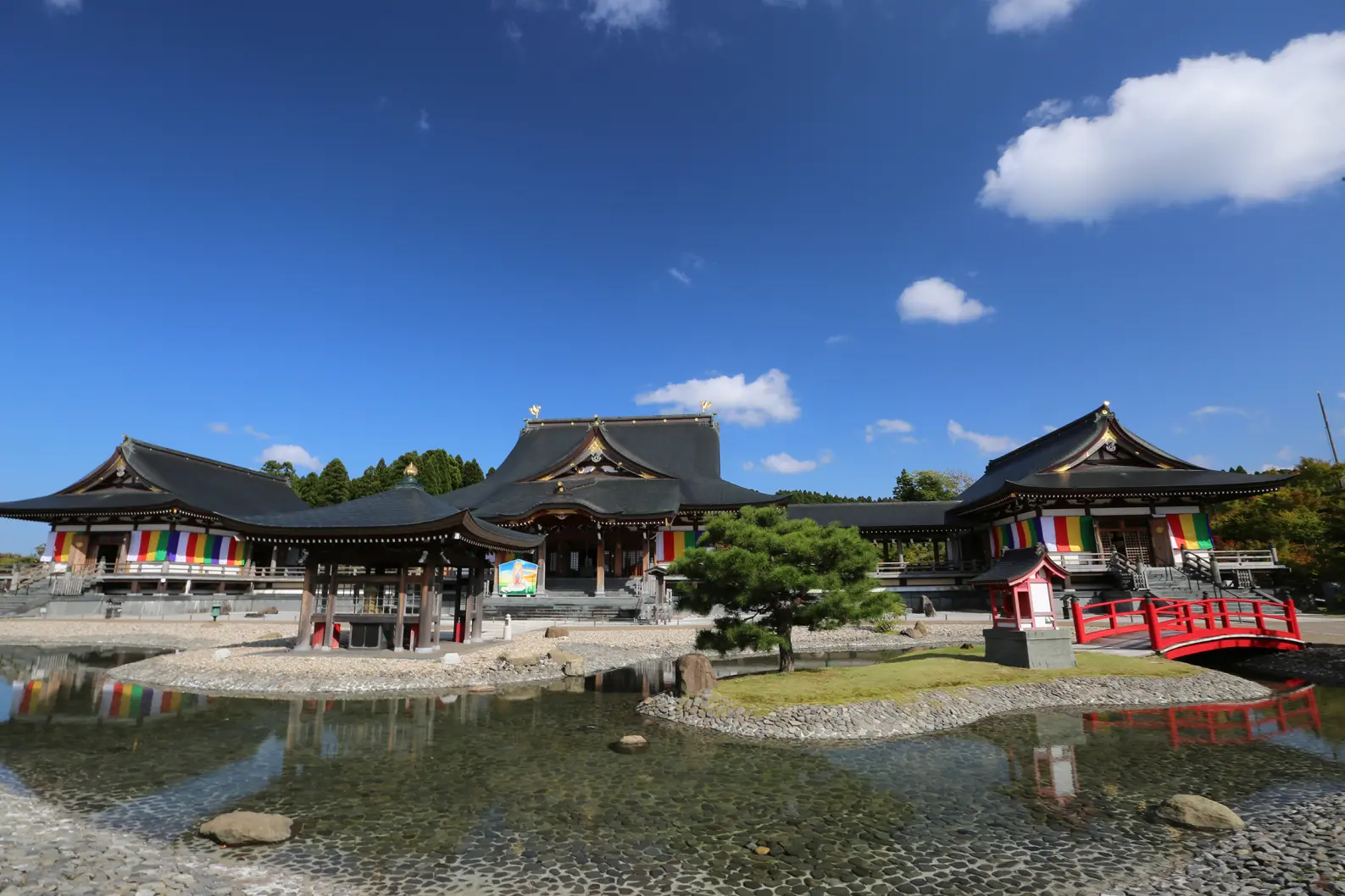 俱利迦羅不動寺西之坊鳳凰殿（石川県）