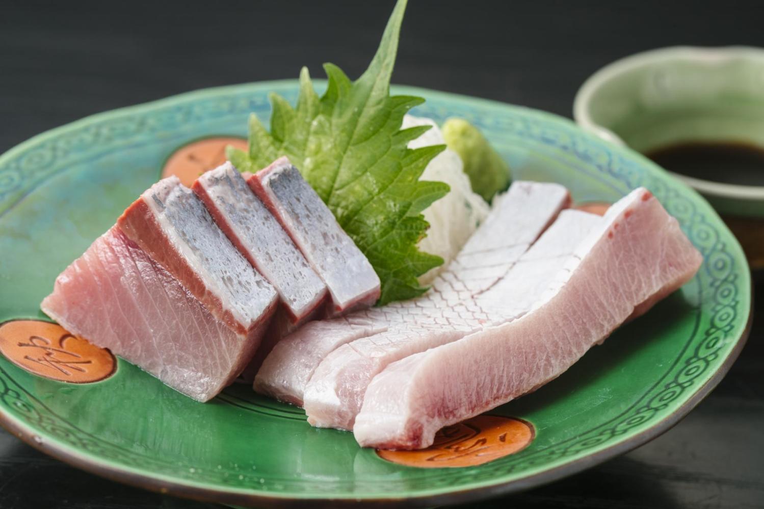 「寒ブリ」といえば氷見!氷見漁港に揚がるブランド魚「ひみ寒ぶり」を食べに行こう! | 特集 | 【公式】富山県の観光/旅行サイト「とやま観光ナビ」