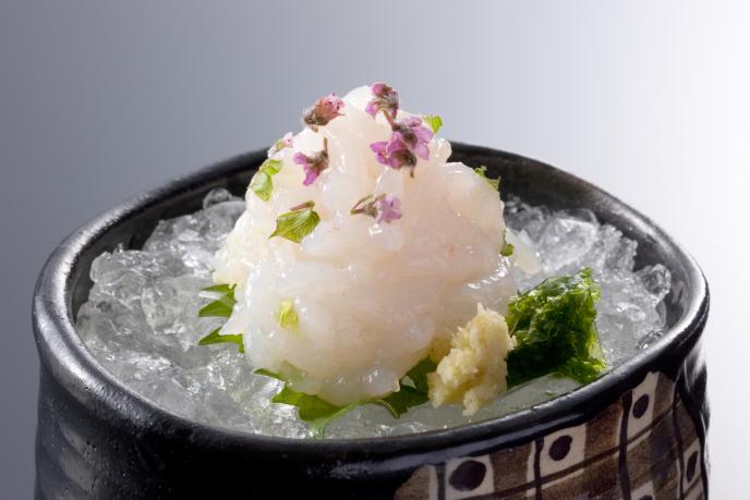 富山湾の宝石「白えび」とは？旬の時期やおすすめの食べ方、人気のお土産情報もまとめました！ | 特集 | 【公式】富山県の観光/旅行サイト「と ...