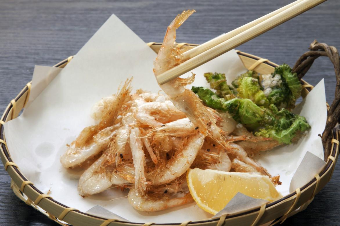 富山湾の宝石「白えび」とは？旬の時期やおすすめの食べ方、人気のお土産情報もまとめました！ | 特集 | 【公式】富山県の観光/旅行サイト「と ...