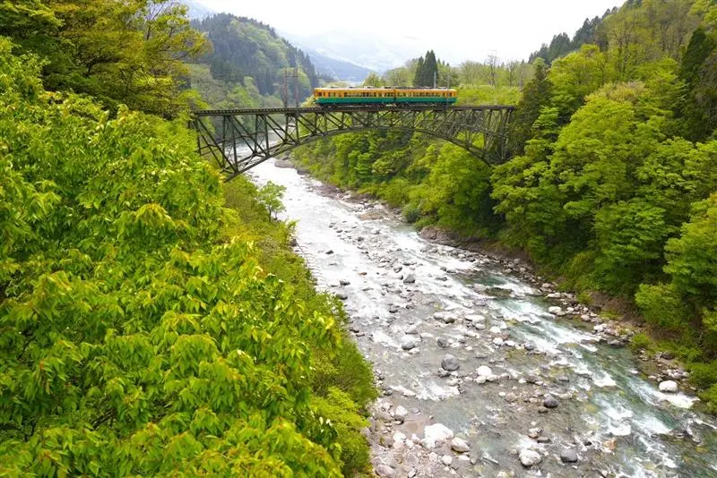 富山駅