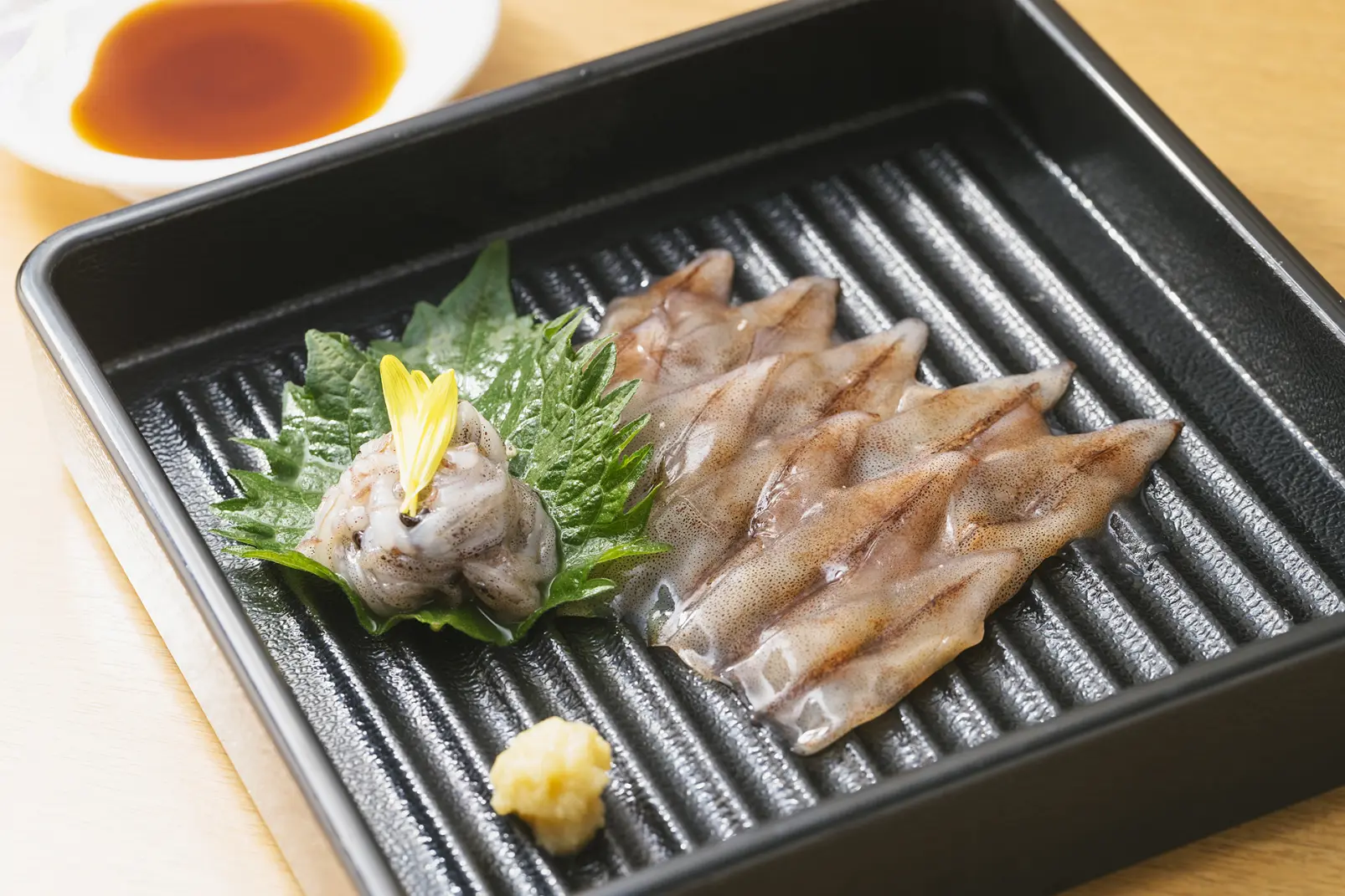 ホタルイカの刺身
