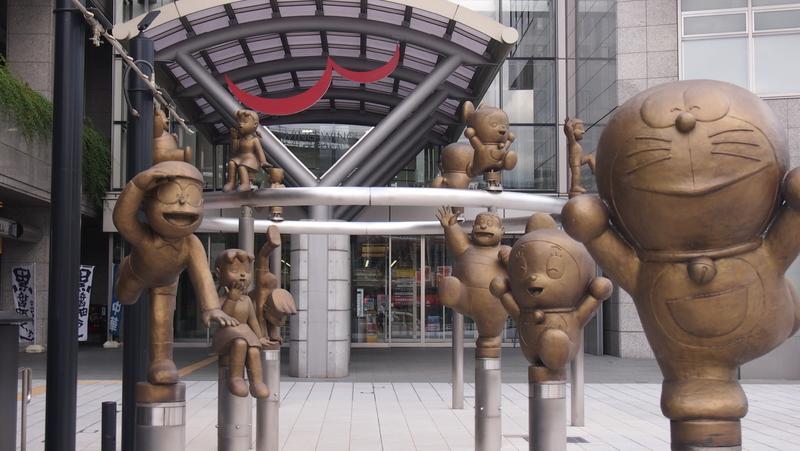 公共交通機関でめぐる