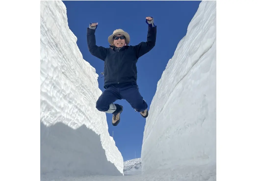 雪の回廊（雪の小谷）