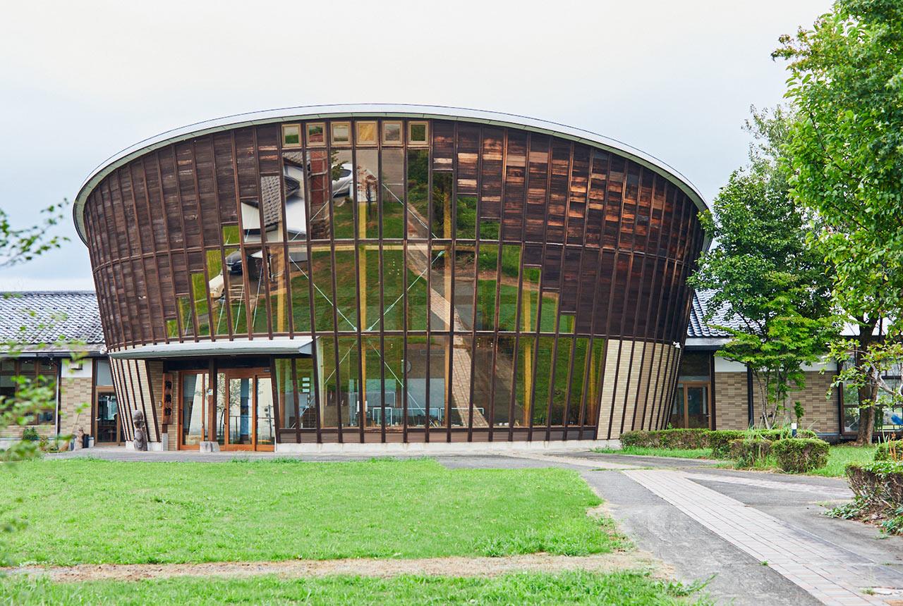 「越中瀬戸焼」を知って体験できる〈越中陶の里 陶農館〉-0