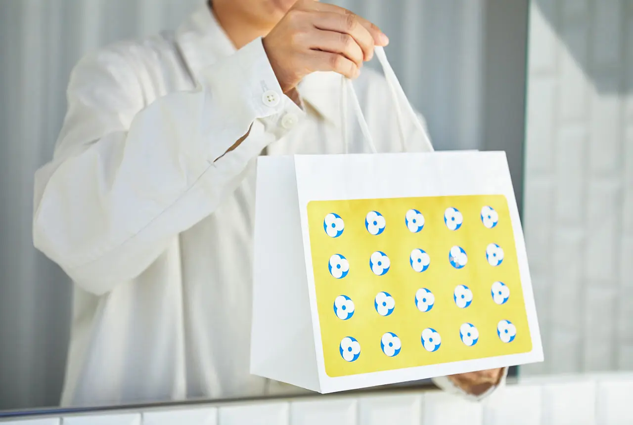 人と人をお菓子で結ぶ。唯一無二のクッキー缶を目指して-0