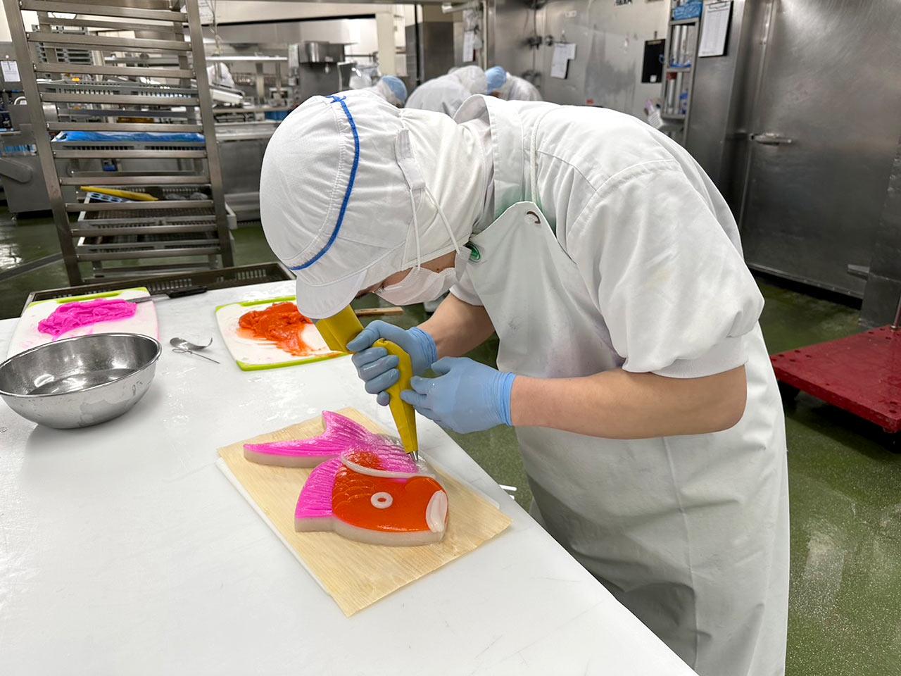 婚礼などで福を分かち合う「細工かまぼこ」-0