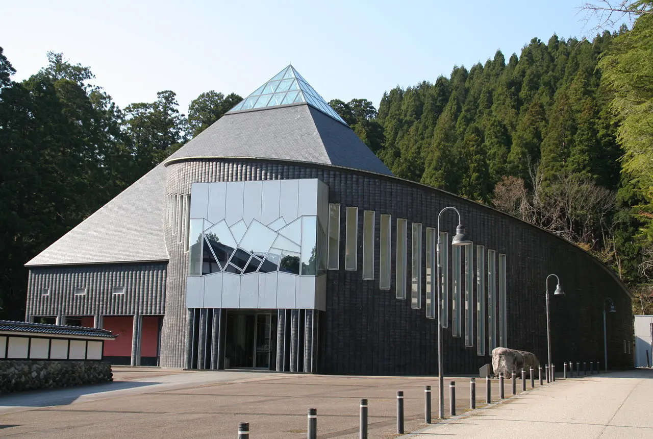 名建築と芸術が融合する空間。立山博物館を手がけた３人の巨匠-0