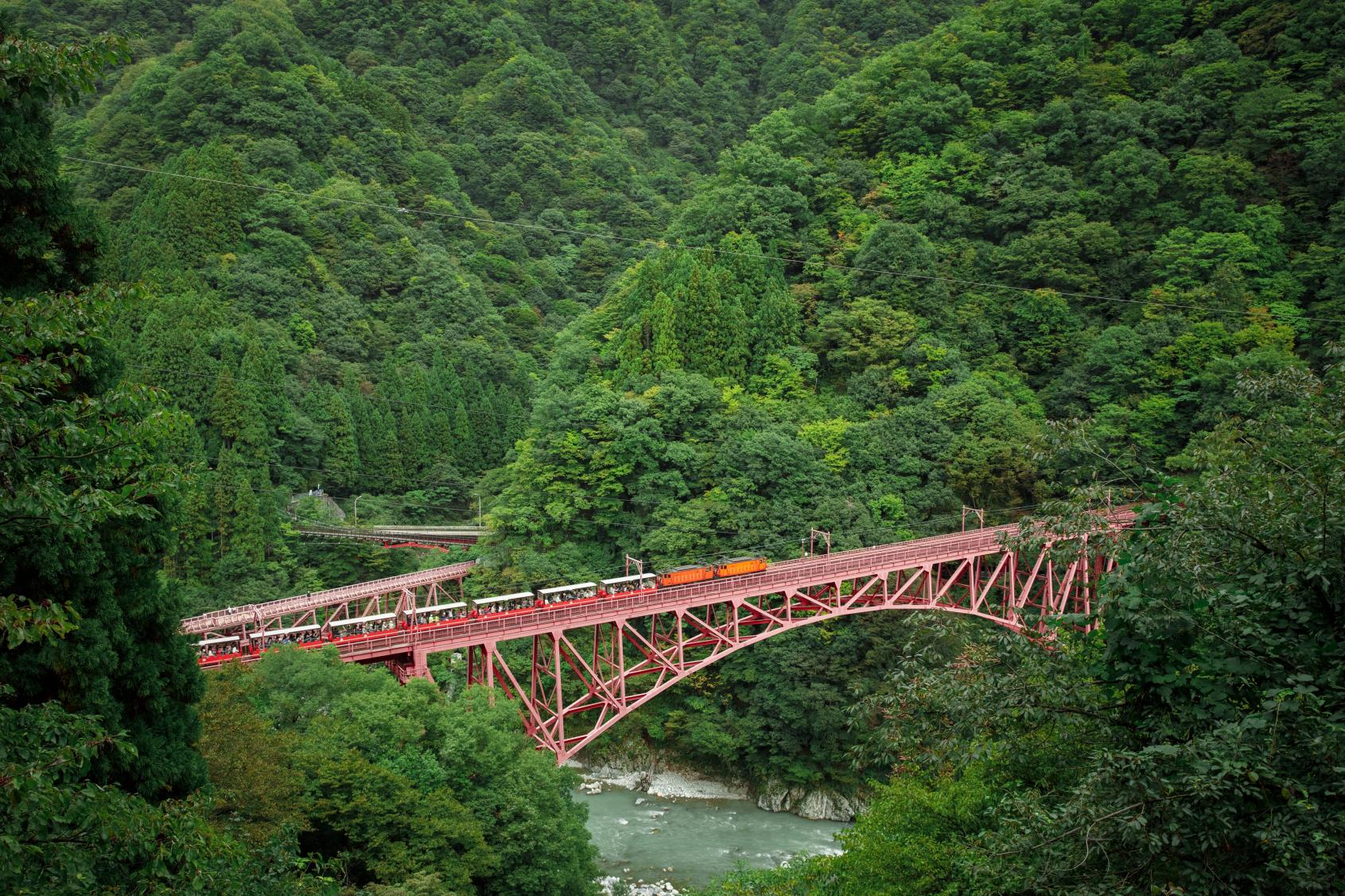 黒部峡谷の玄関口・宇奈月温泉とは-1