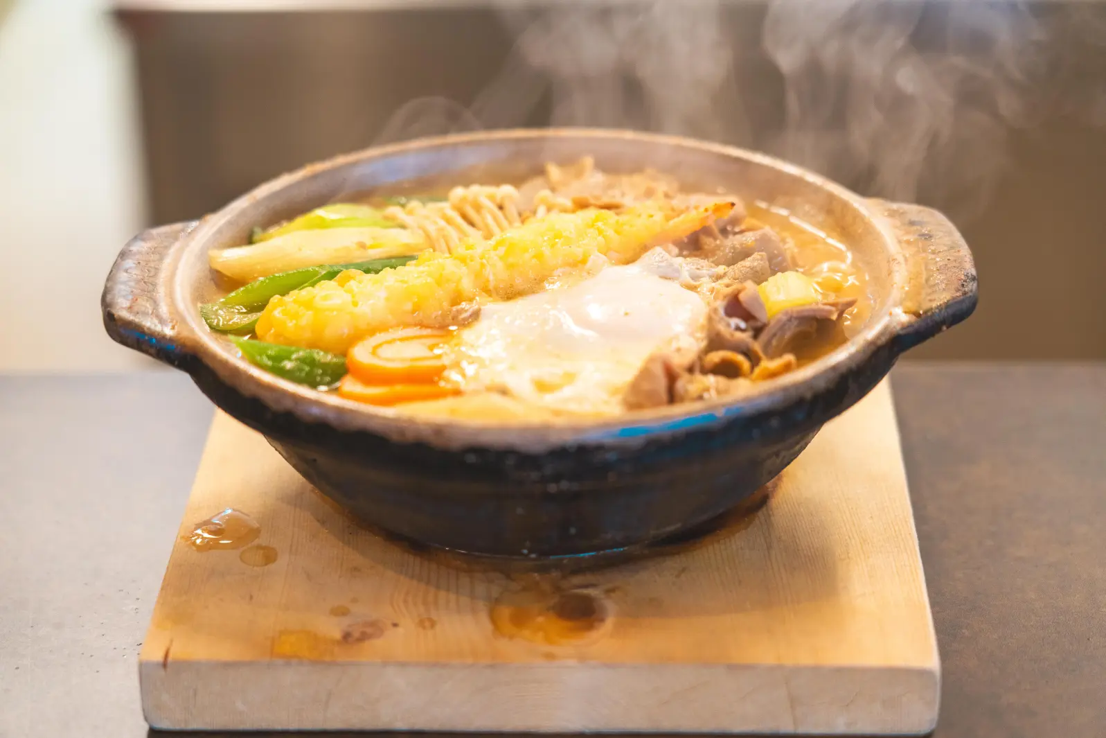 Motsu Nikomi Udon at Itosho – Soul Food in a Sizzling Pot-0