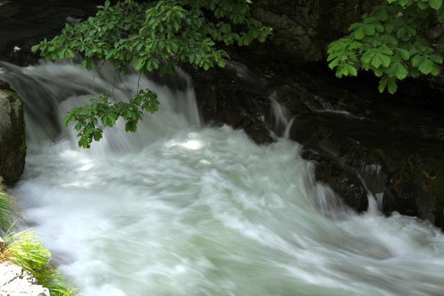 보기 드문 천혜의 지형-2