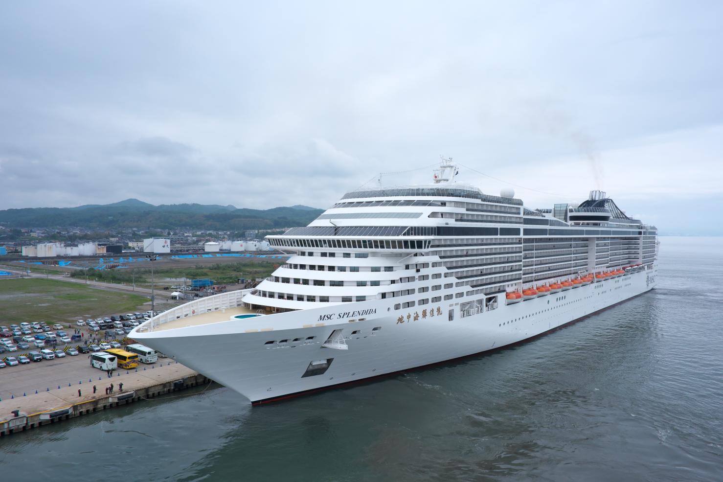 열린 항구로! ‘국제거점항만’ 후시키도야마항-0